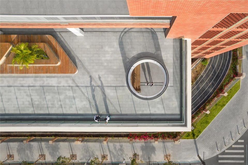 SMS Pingshan Innovation school China by CMAD Architects