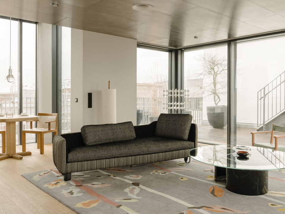 berliner penthouse by gisbert poppler
