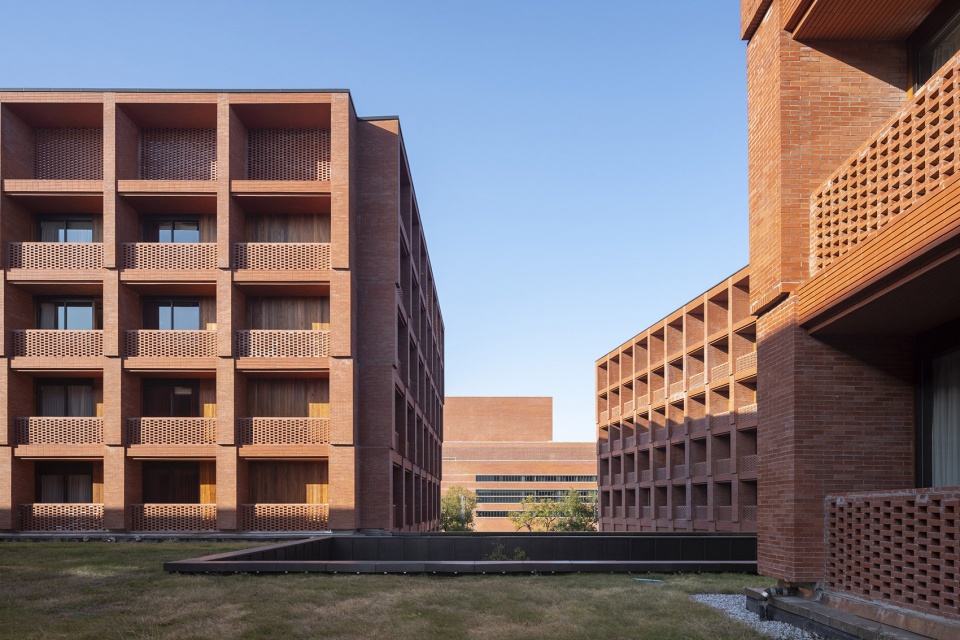 ceramic art avenue taoxichuan by david chipperfield architects
