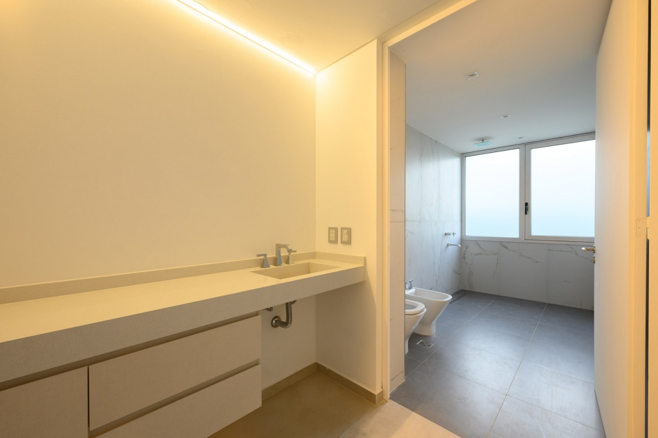 Genaro House by s estudio