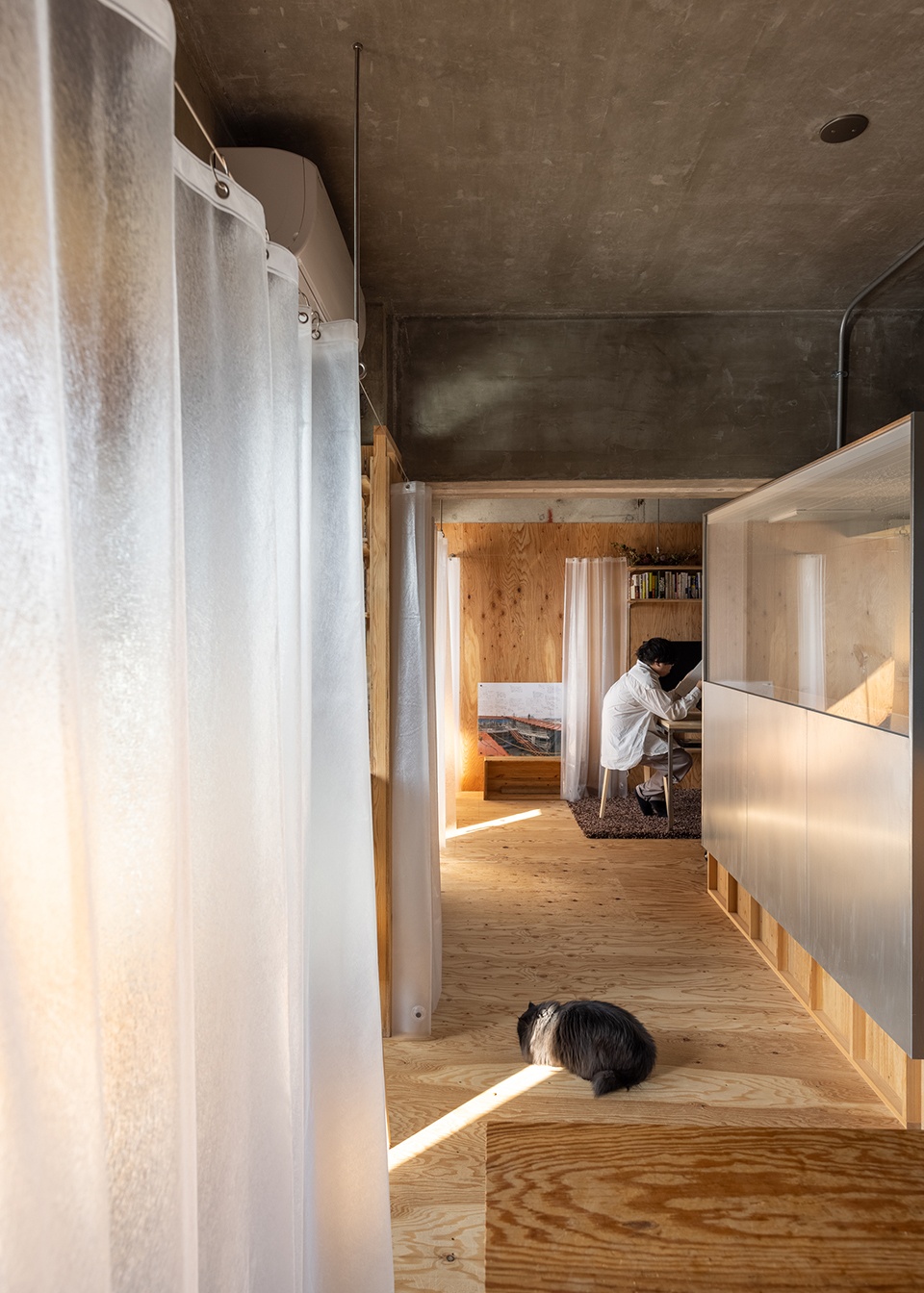 csteel apartment by yutarou ohta