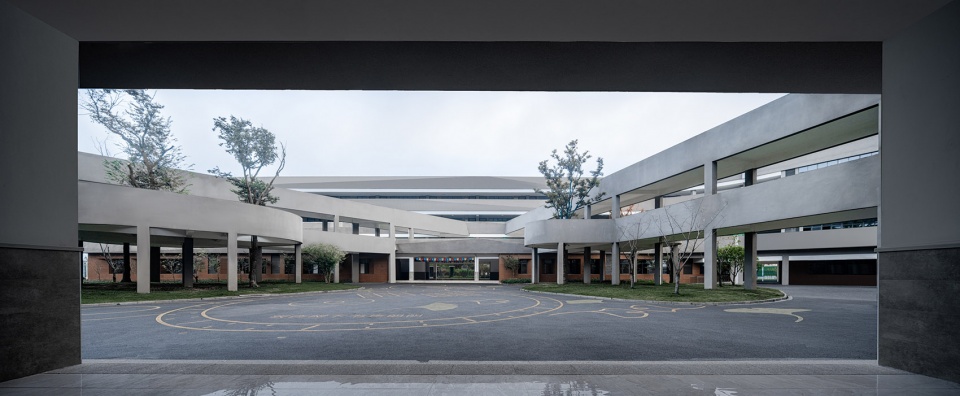 Southwest Elementary School China by MINAX Architects