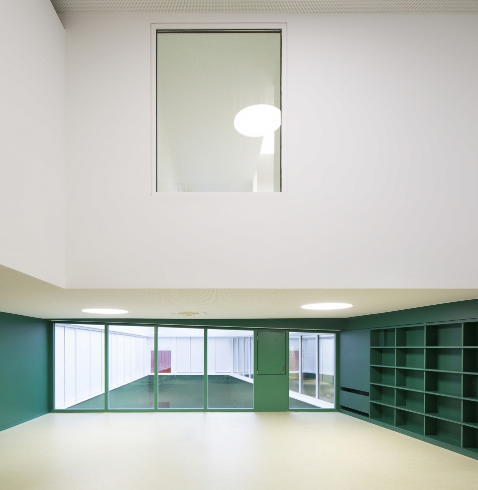 simone veil group of schools in villejuif by dominique coulon associes