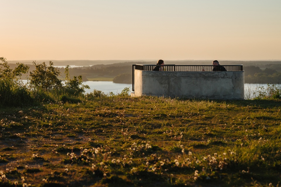 varbergstoppen viewing platforms by andrenfogelstrom