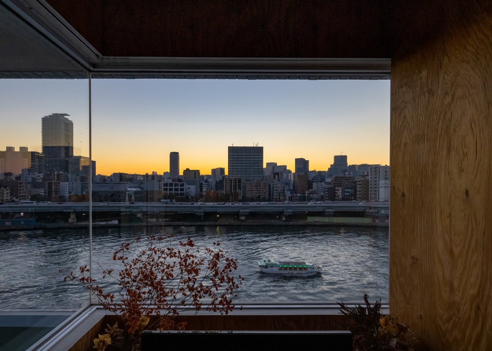 csteel apartment by yutarou ohta
