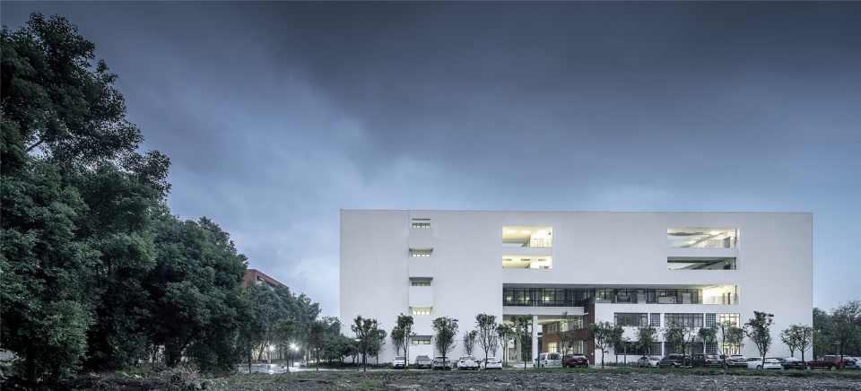 No.2 Laboratory Building of Chengdu Normal University China Southwest Architectural Design and Research Institute