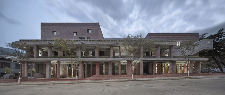 Cultural Service Center and LocalWorkshops of Ruyi Village Regional Studio