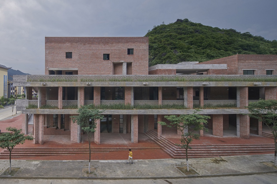 Cultural Service Center and LocalWorkshops of Ruyi Village Regional Studio