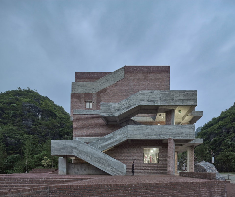 Cultural Service Center and LocalWorkshops of Ruyi Village Regional Studio