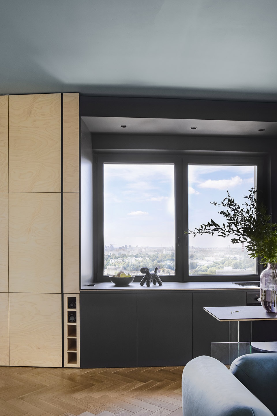 reflection apartment minsk by zrobim architects