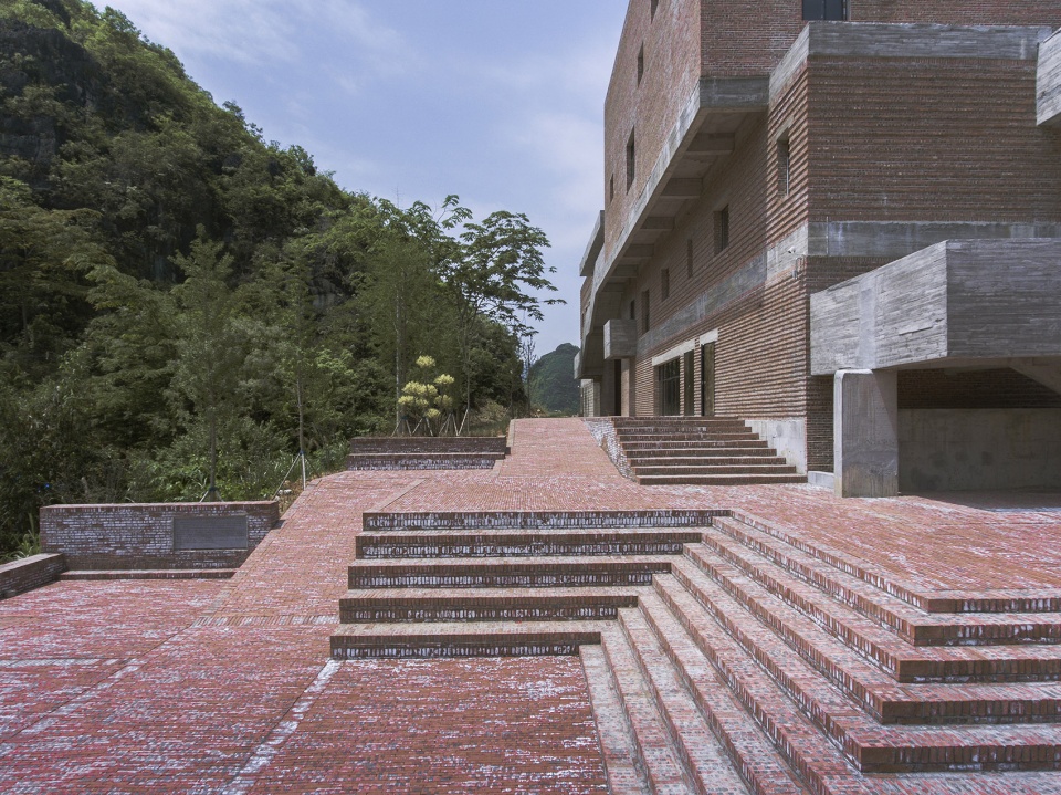 Cultural Service Center and LocalWorkshops of Ruyi Village Regional Studio