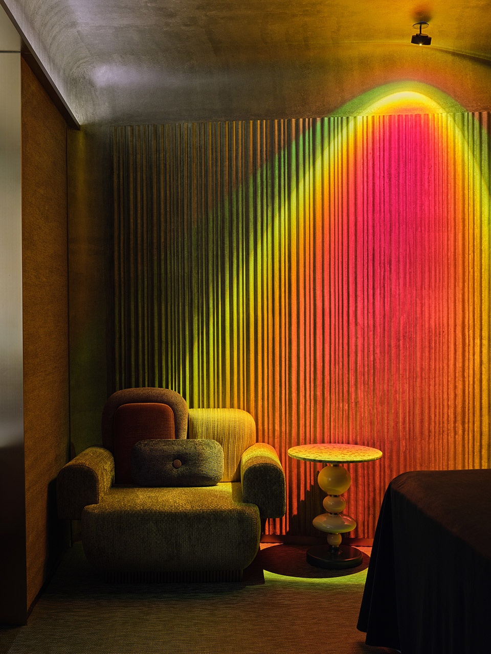 green massage shanghai madang road store by vermilion zhou design group