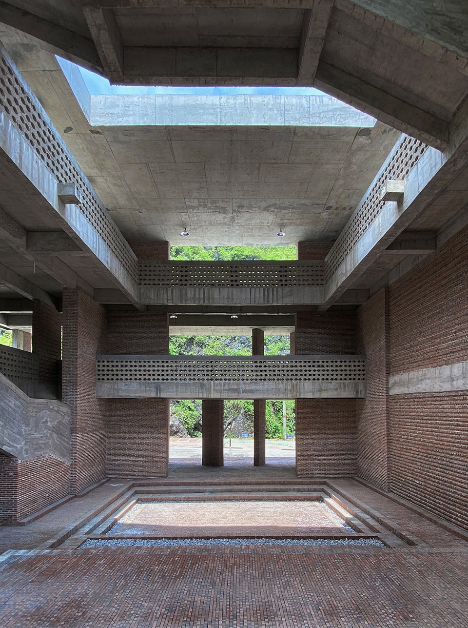Cultural Service Center and LocalWorkshops of Ruyi Village Regional Studio