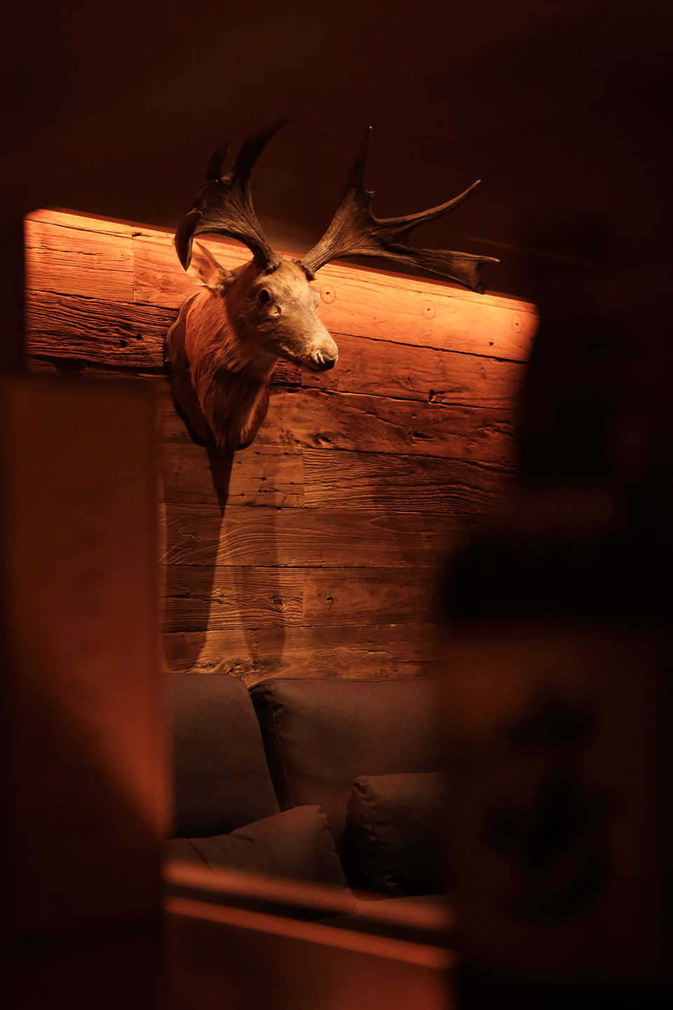 duijiu brunch cheers bar china by hangzhou guantang interior design