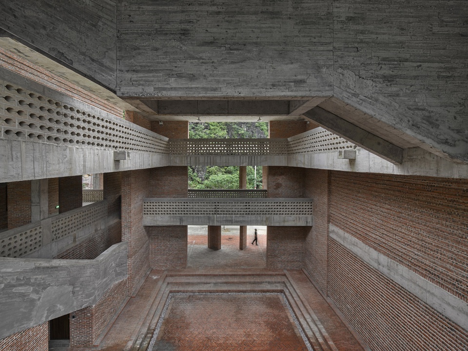 Cultural Service Center and LocalWorkshops of Ruyi Village Regional Studio