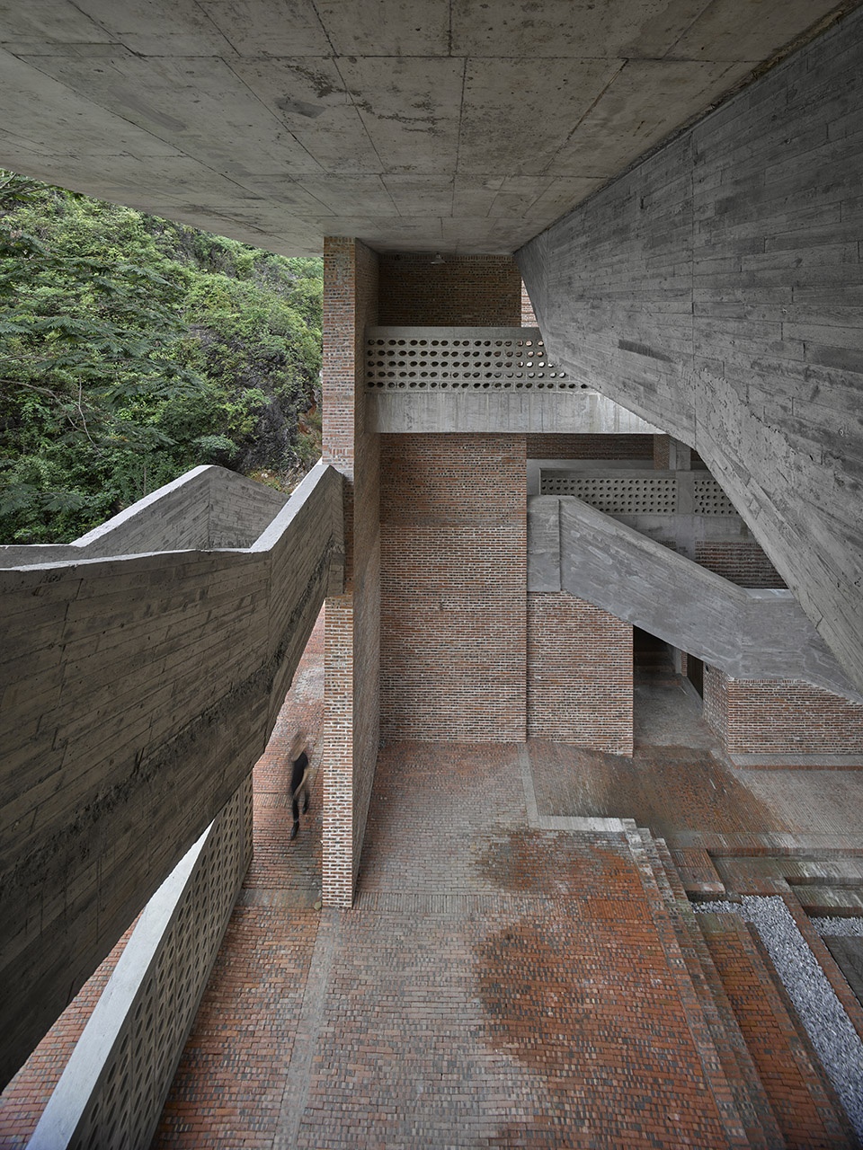 Cultural Service Center and LocalWorkshops of Ruyi Village Regional Studio