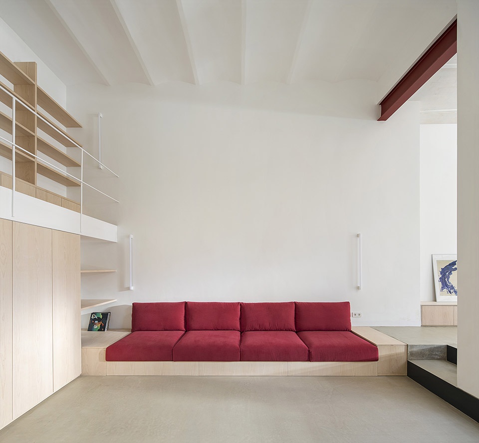 red house barcelona by arame studio
