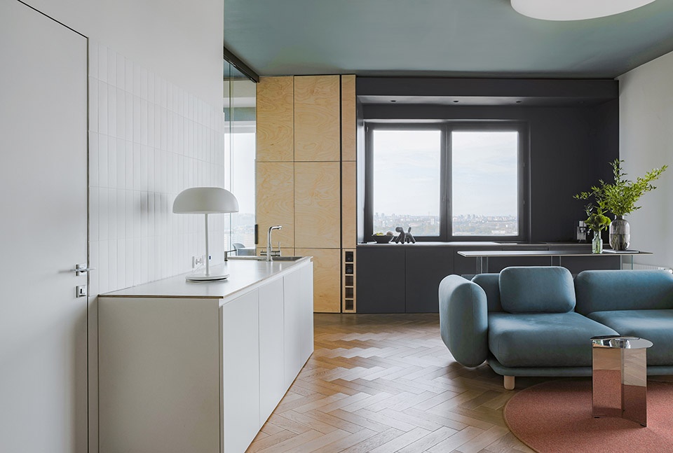 reflection apartment minsk by zrobim architects