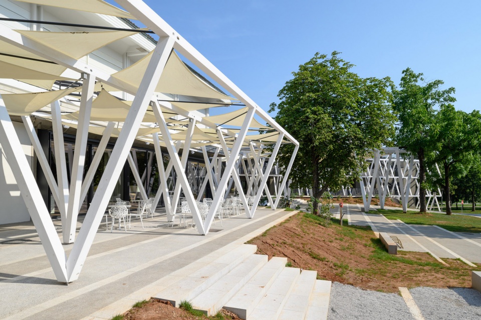 hotel maestoso by enota