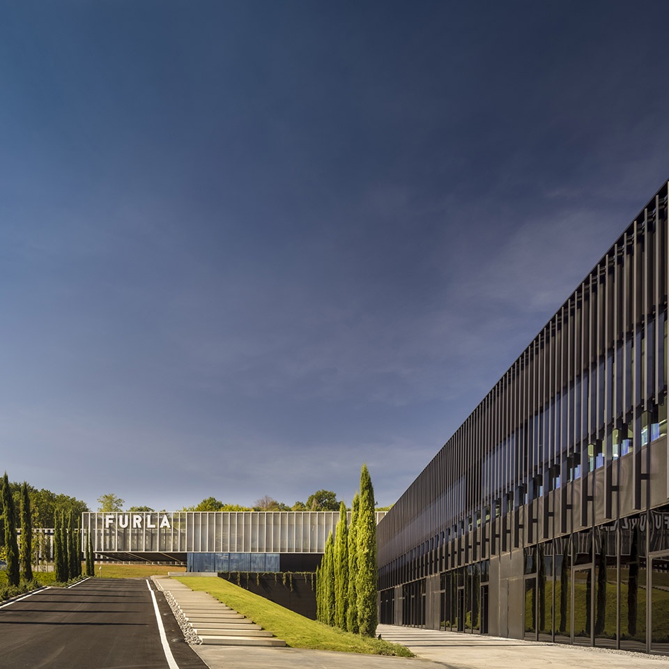 Furla Headquarters Progetto Italia by GEZA Architettura