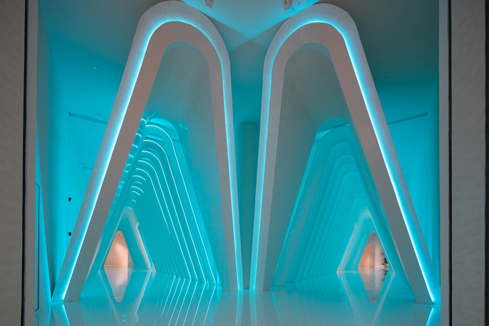 Illumination Design of Guiyang International Fashion Publishing Center China by Purilighting