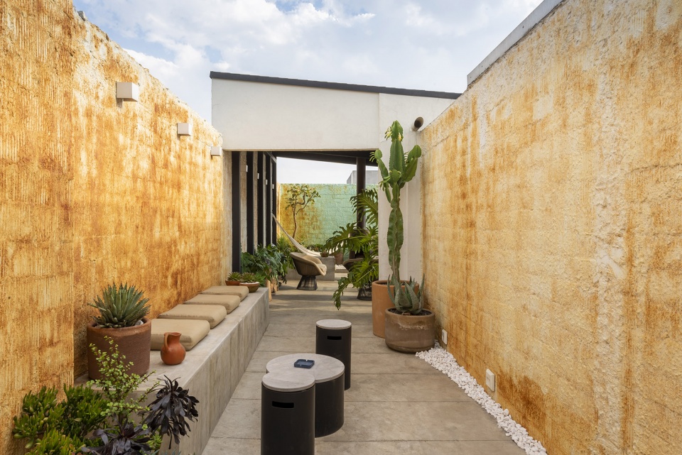 ROMA Rooftop by Marc Pascal ODA