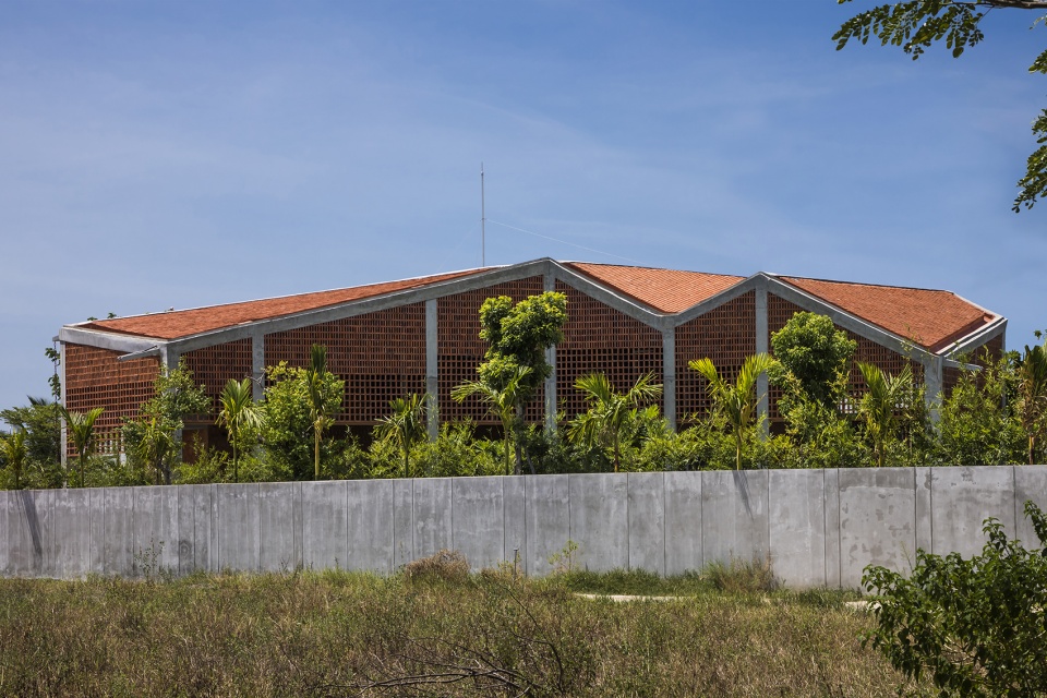 tropical chalet danang by g8a architecture
