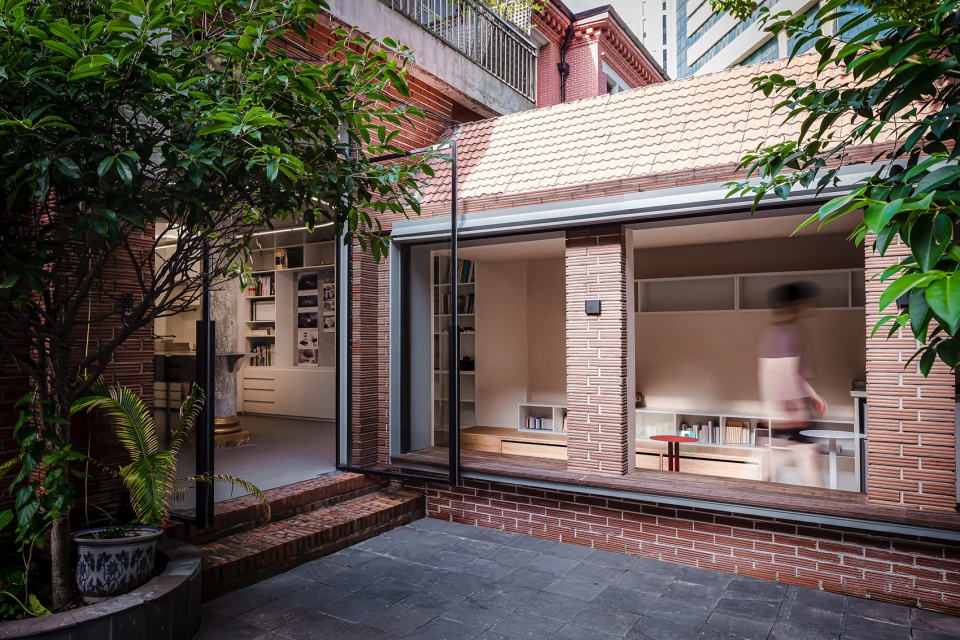 workshopXZ Shanghai Office China by workshopXZ