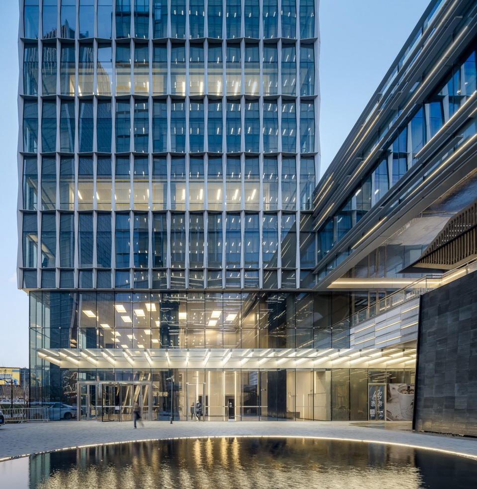 Shanghai Mangoohub China by Benoy