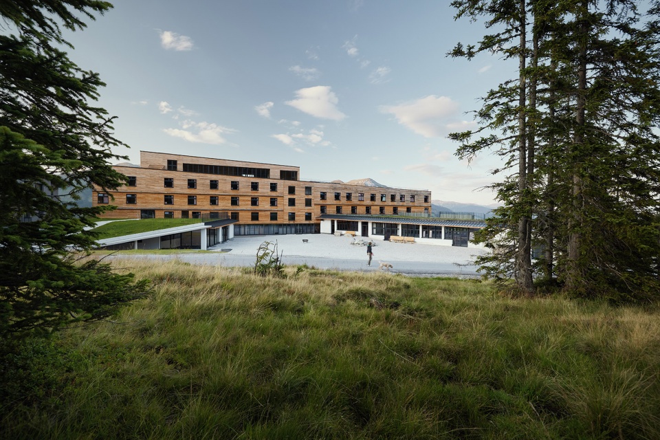 Youthhostel Gerlos by lechner lechner architects