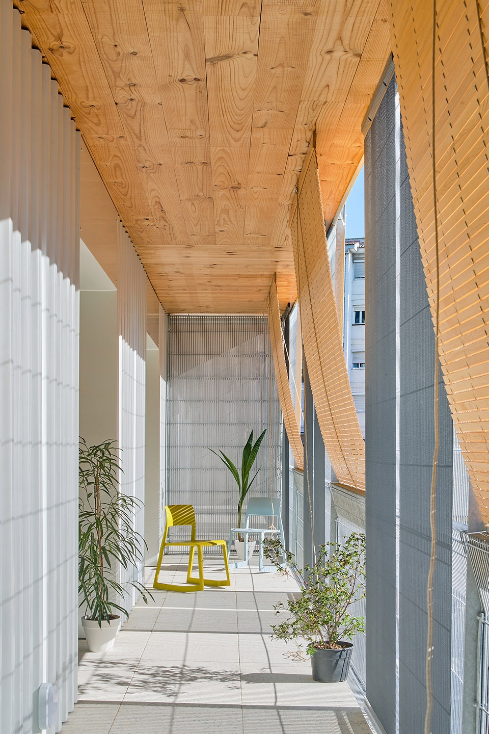 85 Social Housing Units by peris toral arquitectes