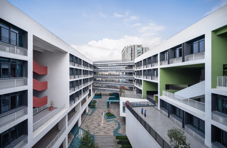 shenzhen longhua xingzhi middle school by zhubo aao