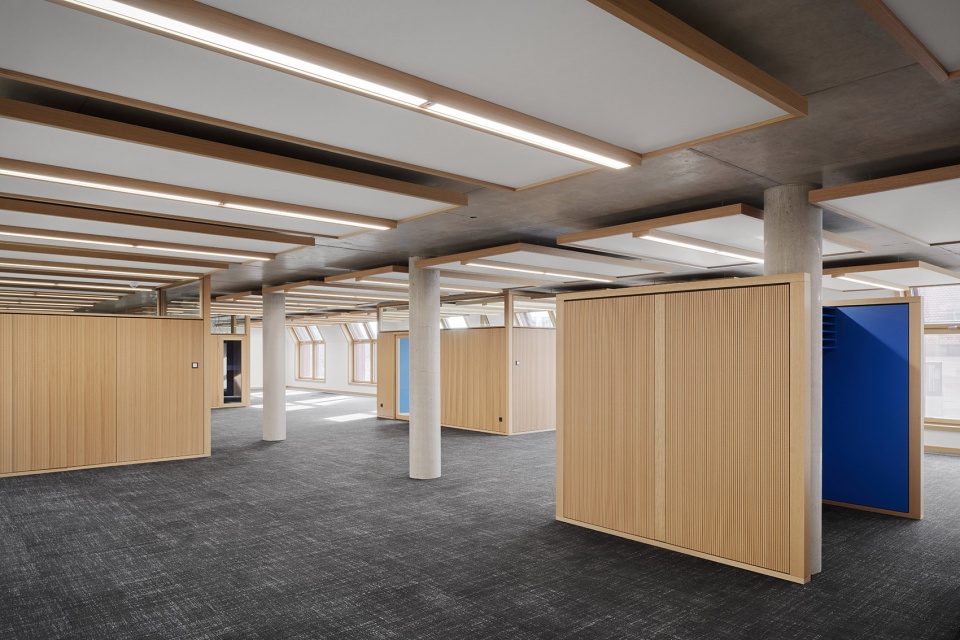 HOUSE OF COMMERCE by Behles Jochimsen