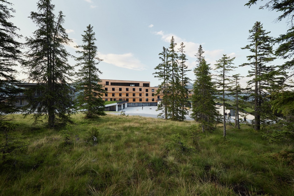 Youthhostel Gerlos by lechner lechner architects