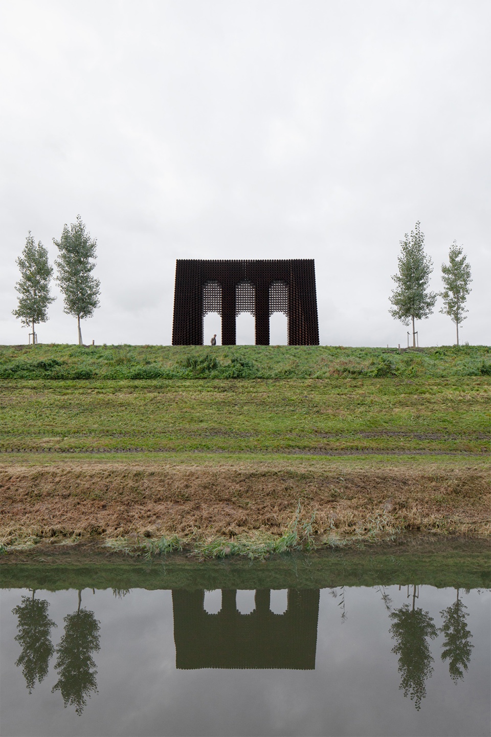 waterline monument by gijs van vaerenbergh