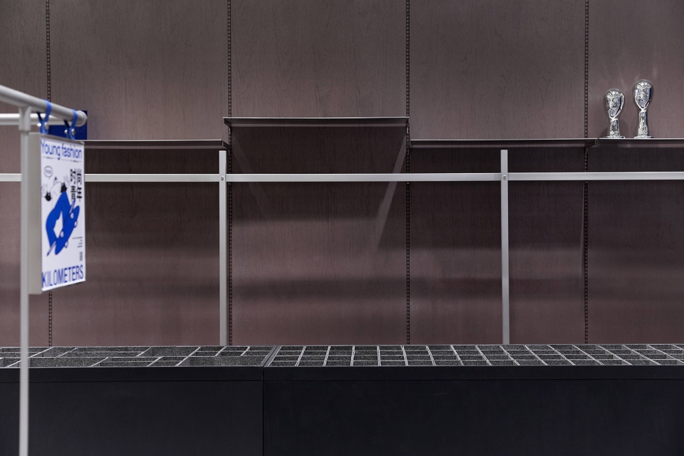 KM COOL SPACE Flagship Store by Super Normal Design