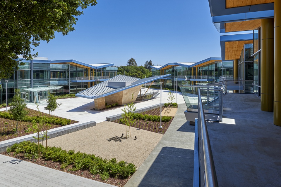 folded wings by form4 architecture