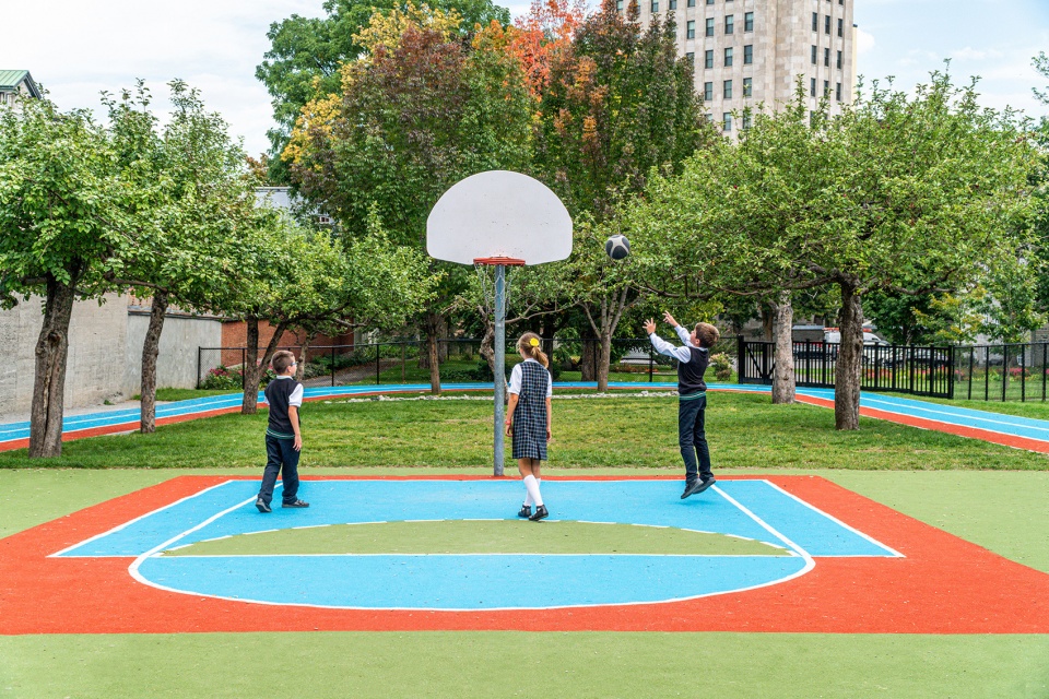 the ursuline school playground by evoq architecture 1