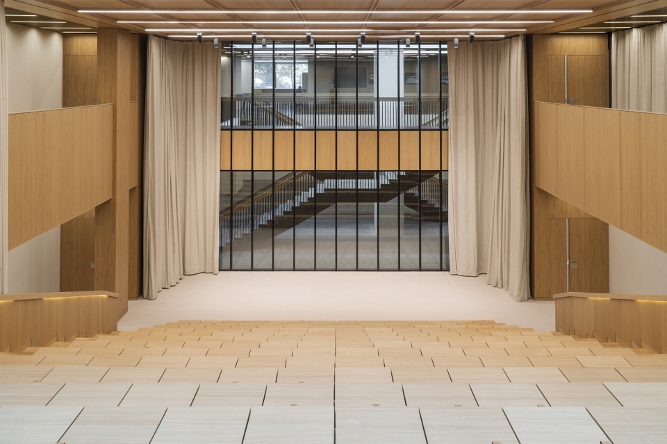 workstation by franklin azzi architecture