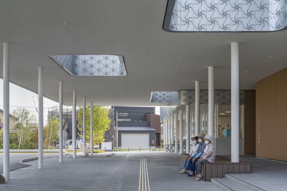 Kozakai Kifukan Community Center by Yasuyuki ITO C A Coelacanth and Associates