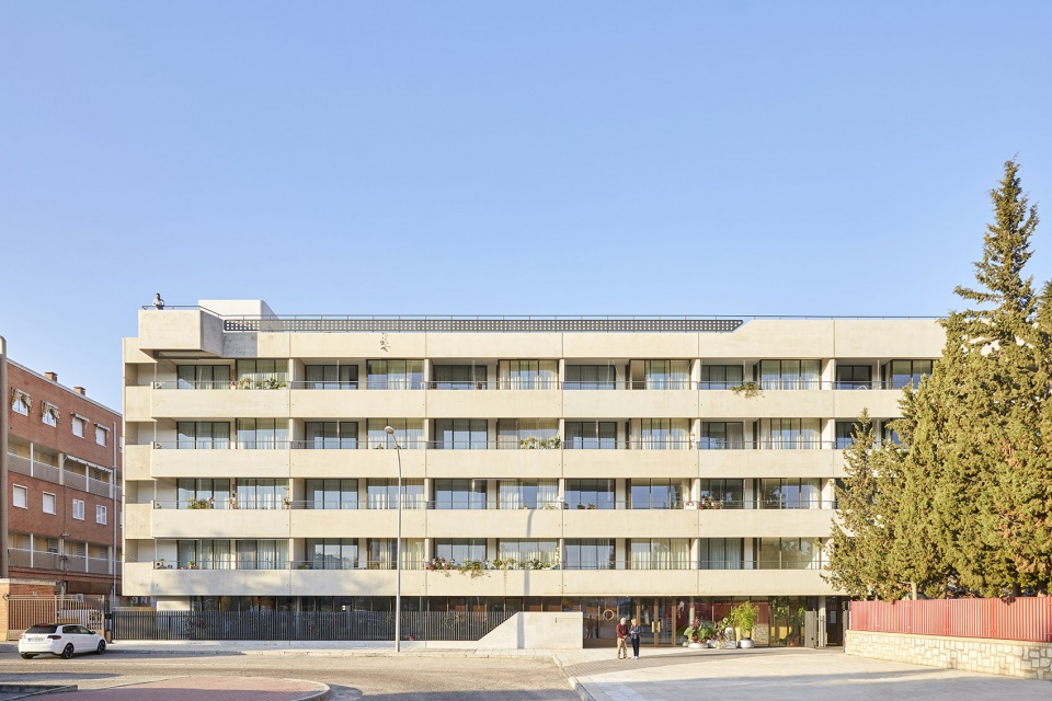 Vitapolis Senior living by Romero Vallejo