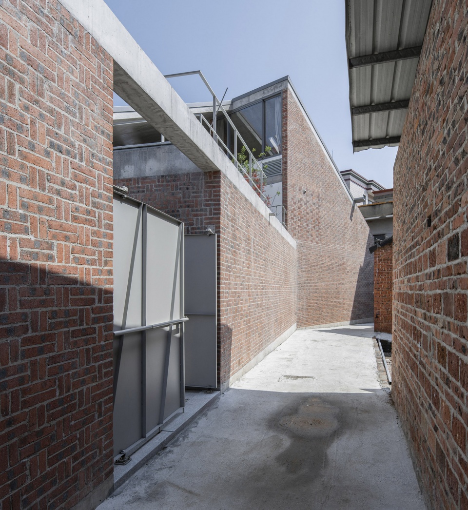 canton house china by wau design