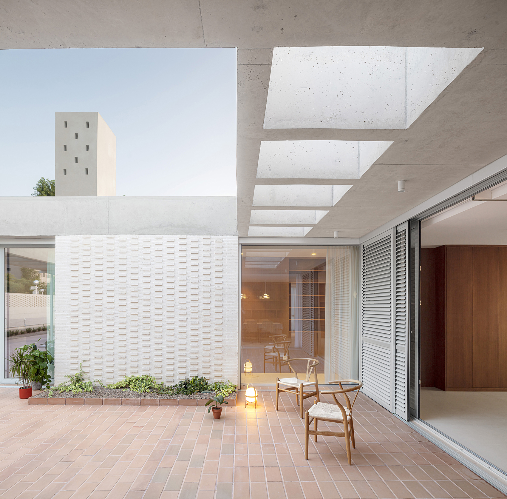 Patio-house in Salou by NUA Arquitectures - 谷德设计网