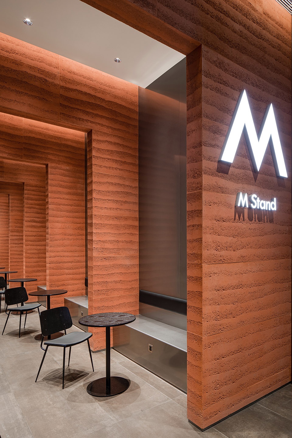 M Stand in Yifenghui Ningbo China by z15 studio