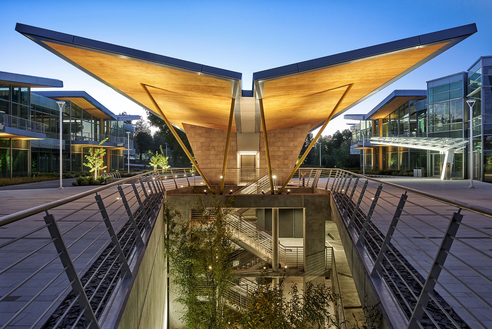 Folded Wings by Form4 Architecture 谷德设计网