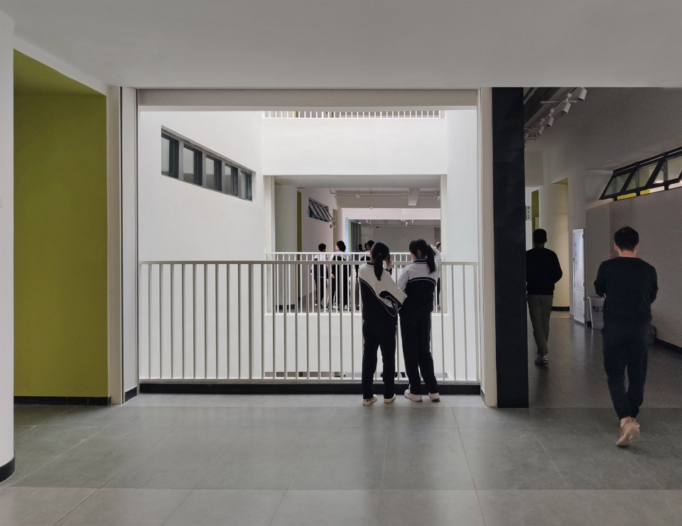 shenzhen longhua xingzhi middle school by zhubo aao