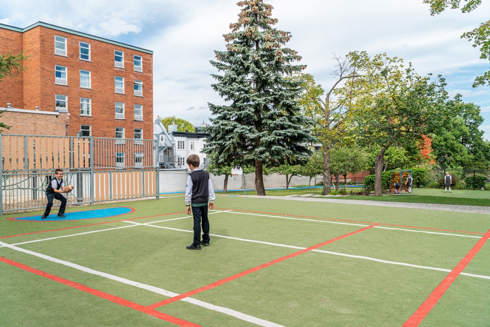 the ursuline school playground by evoq architecture