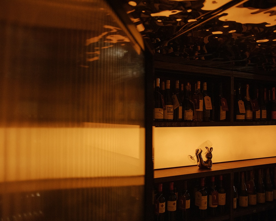 wine ahead bar China by itD studio