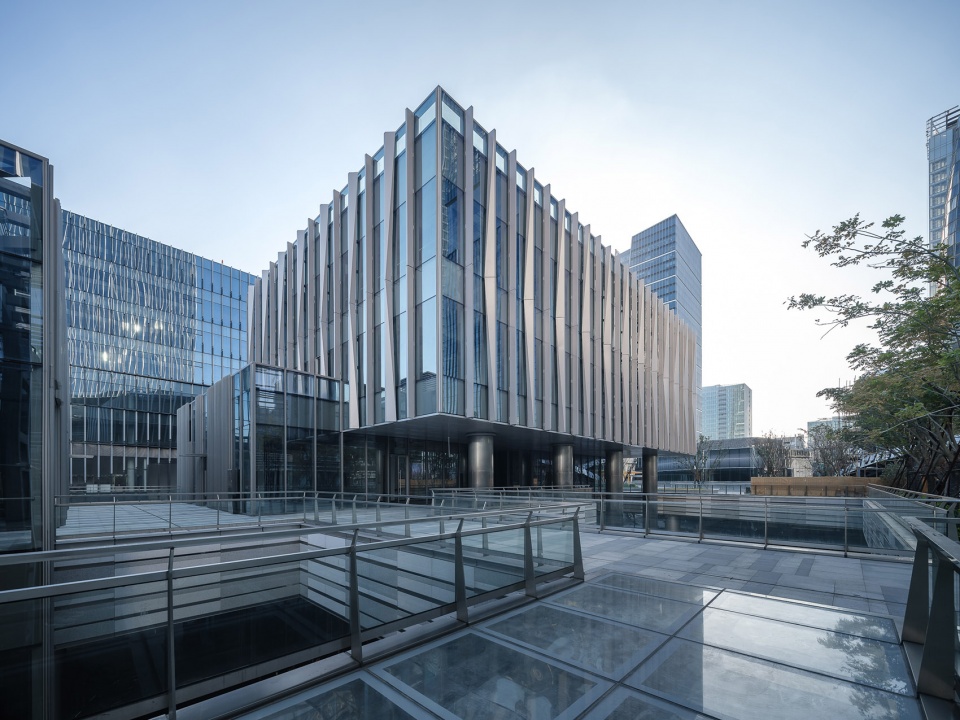 Shanghai Mangoohub China by Benoy