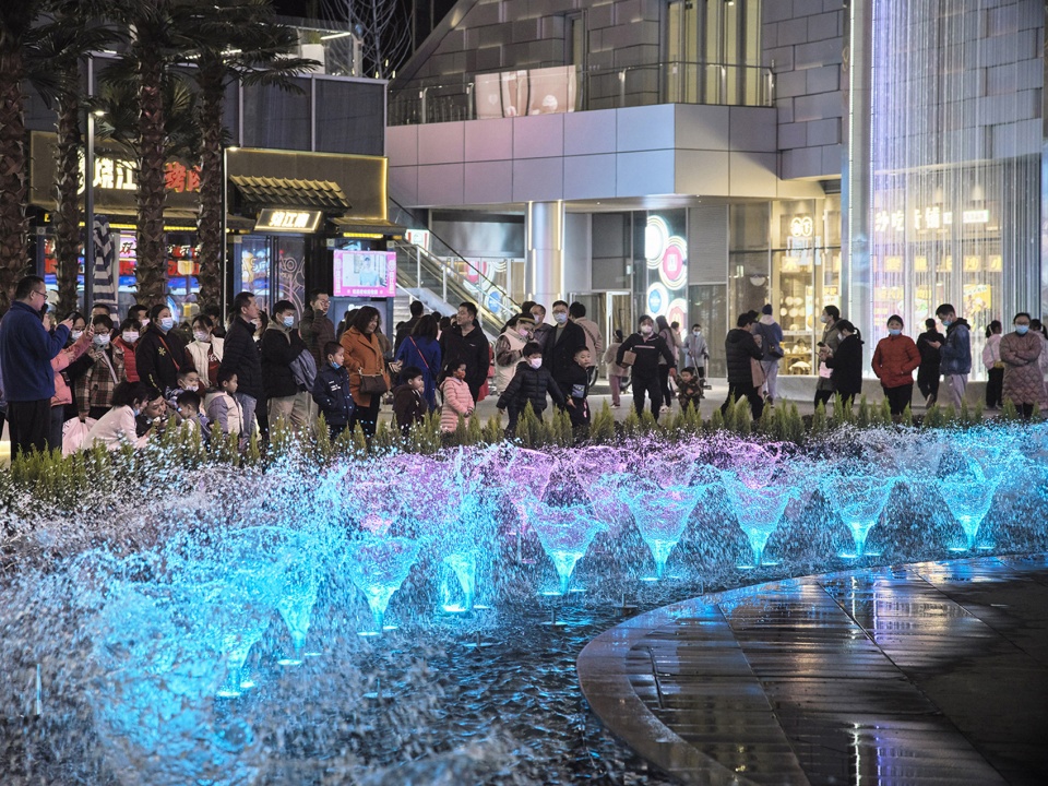 nanjing jiangbei wondercity shopping center hanging waterfall musical fountain by crazywater 2